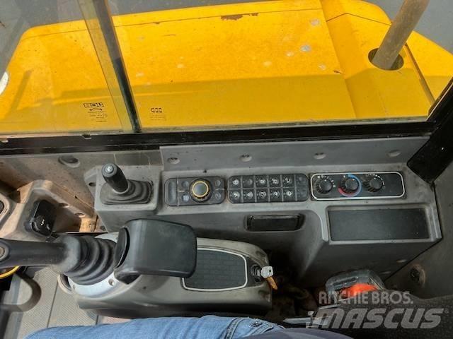 JCB 51 R حفارات صغيرة أقل من 7 طن (حفارات صغيرة)