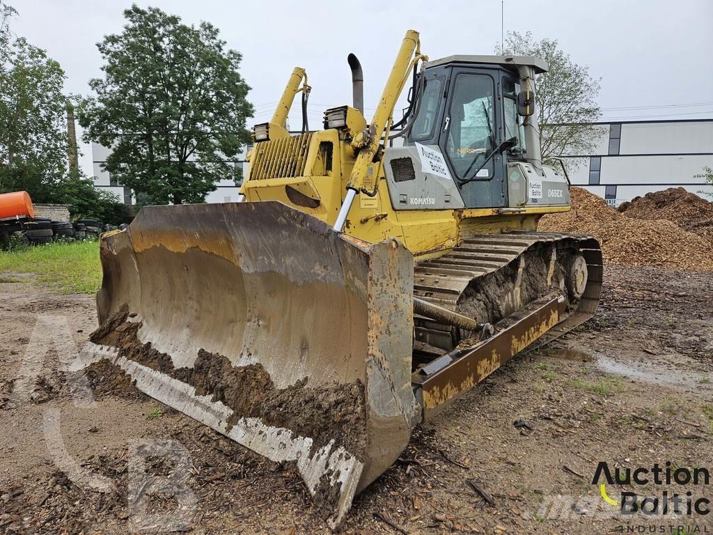 Komatsu D65EX-12 بلدوزرات مجنزرة