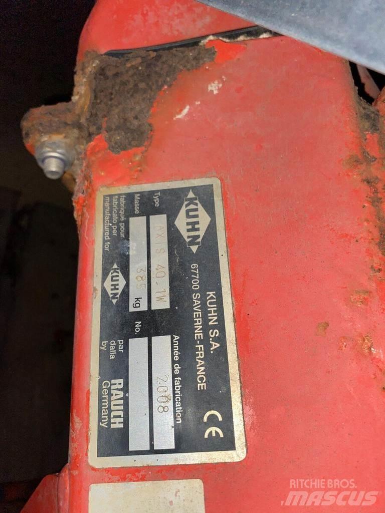 Kuhn Axis 40.1 W معدات فرد المواد المعدنية