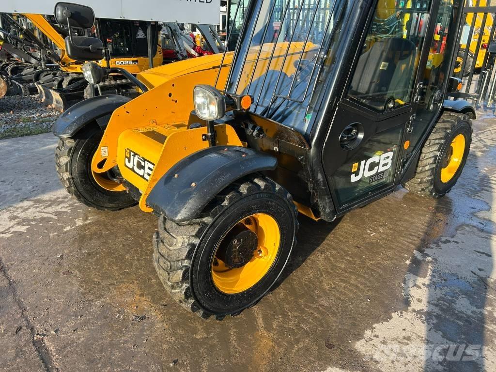 JCB 525-60 مناولات متداخلة