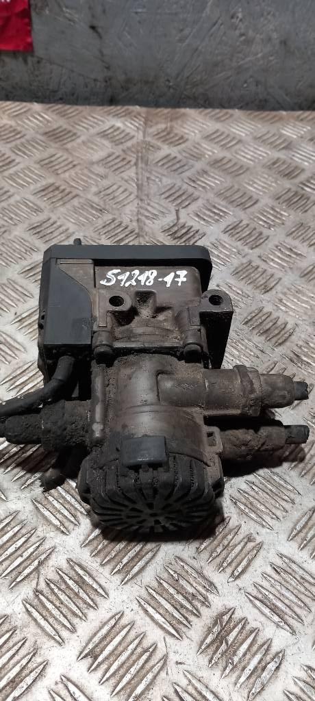 Scania R 440   1879275 مكابح