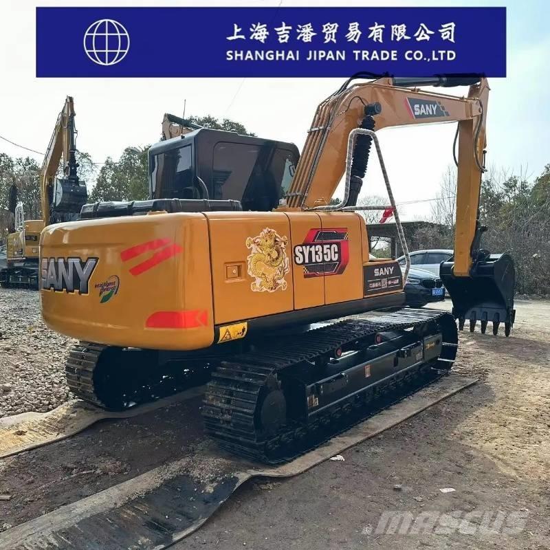 Sany SY 135 C حفارات زحافة