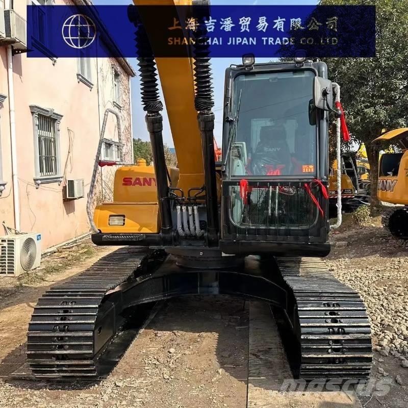 Sany SY 135 C حفارات زحافة