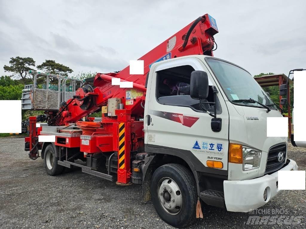 Horyong SKY 2804N المنصات الهوائية المثبتة على شاحنة
