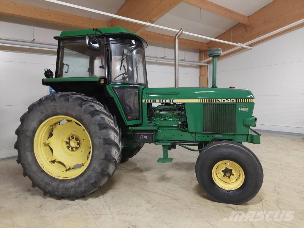 John Deere 3040 الجرارات
