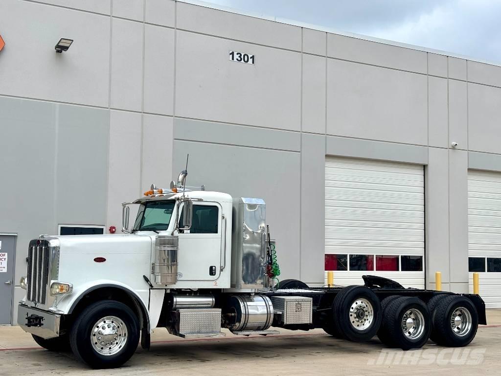 Peterbilt 388 وحدات الجر