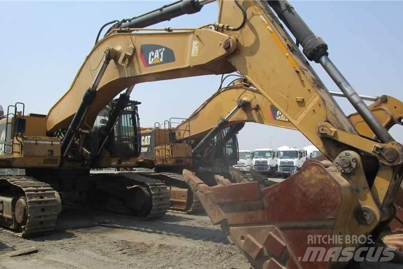 CAT 385C حفارات صغيرة أقل من 7 طن (حفارات صغيرة)