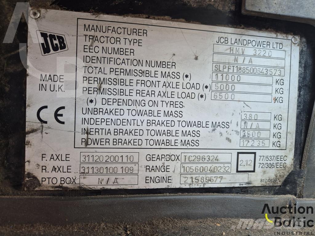 JCB Fastrac 3220 الجرارات