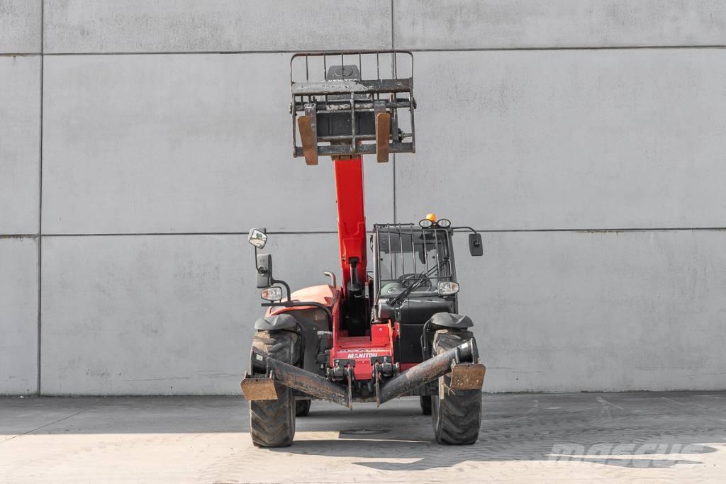 Manitou MT 1135 مناولات متداخلة