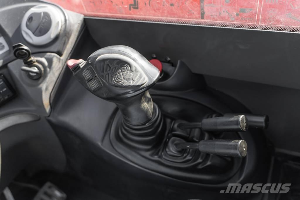 Manitou MT 1135 مناولات متداخلة