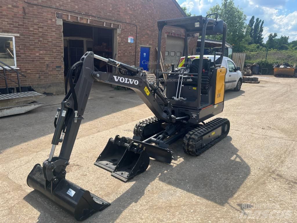 Volvo EC 18 E حفارات صغيرة أقل من 7 طن (حفارات صغيرة)