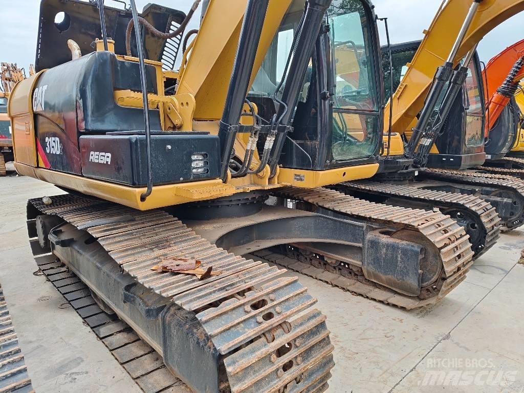 CAT 315 D2 حفارات زحافة