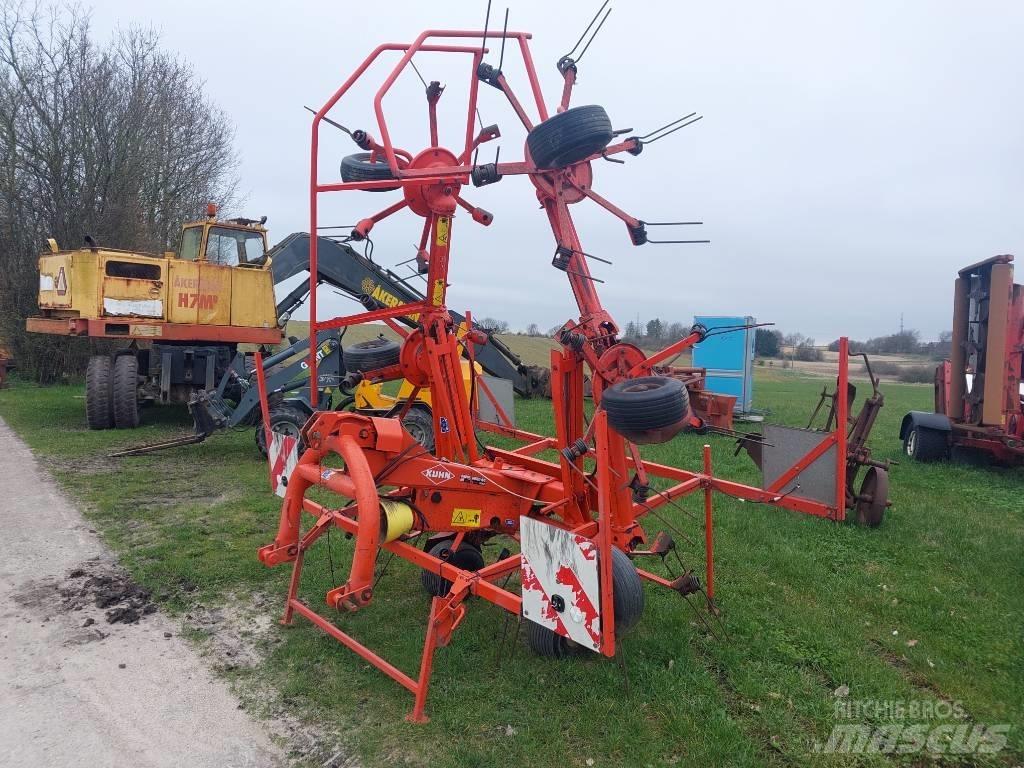 Kuhn GF 6401 M H مكابس وميبسات التبن