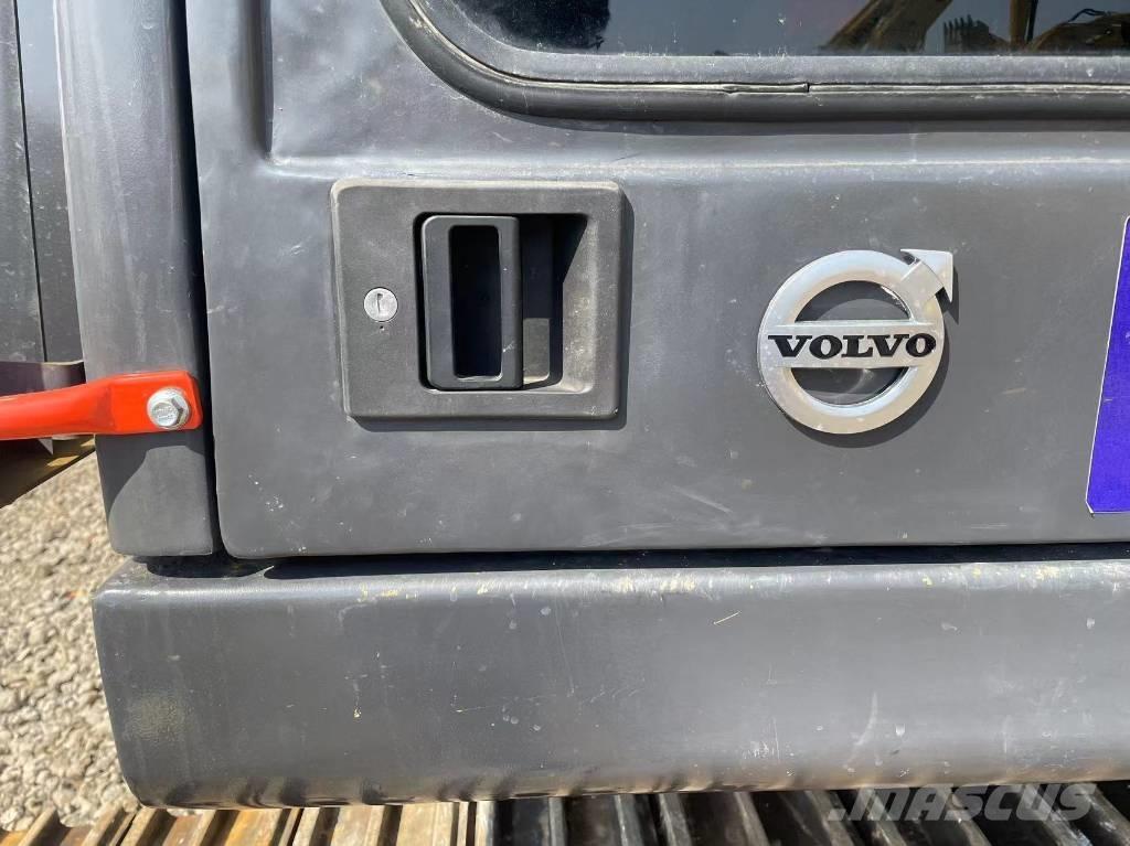 Volvo ec240 حفارات زحافة