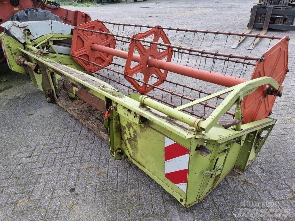 CLAAS 68s حصادات