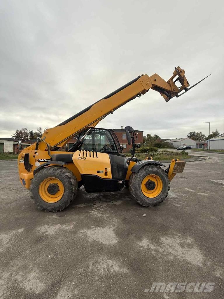 JCB 540-140 مناولات متداخلة