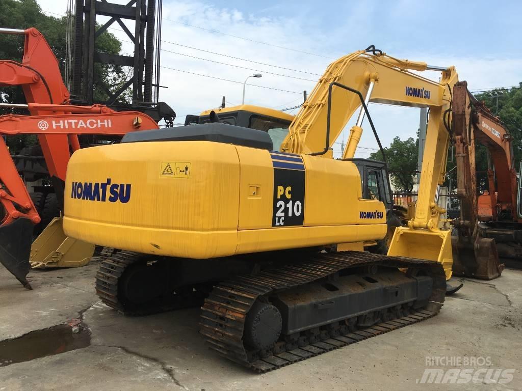 Komatsu PC 210-7 حفارات زحافة