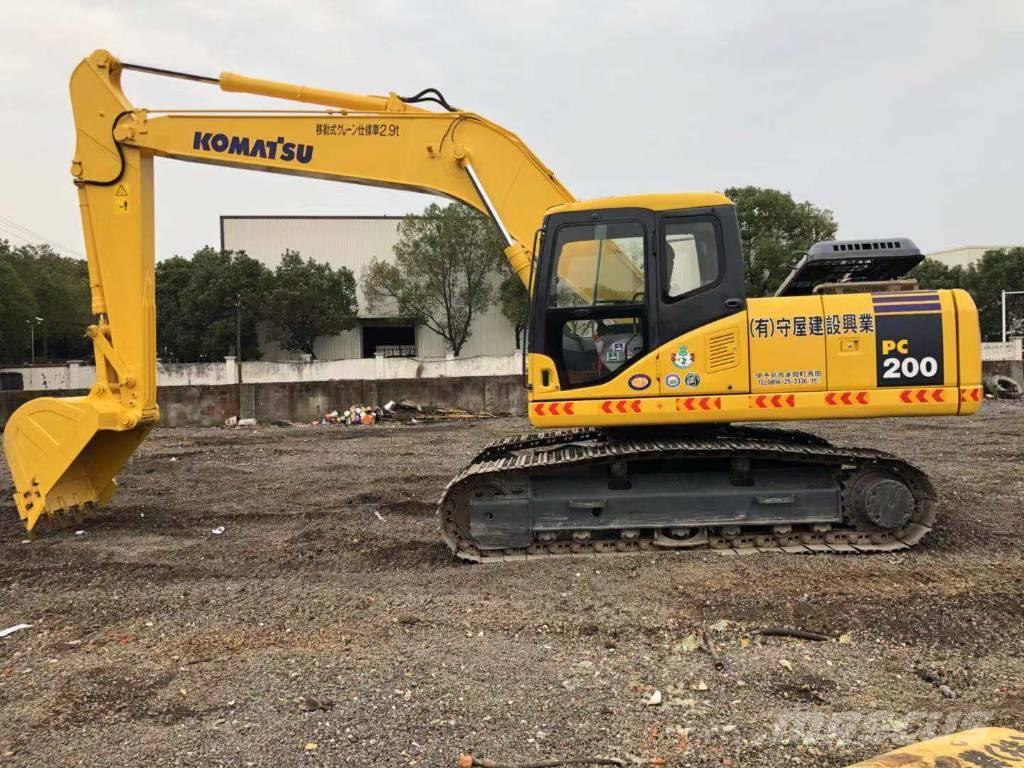 Komatsu PC 200-7 حفارات زحافة