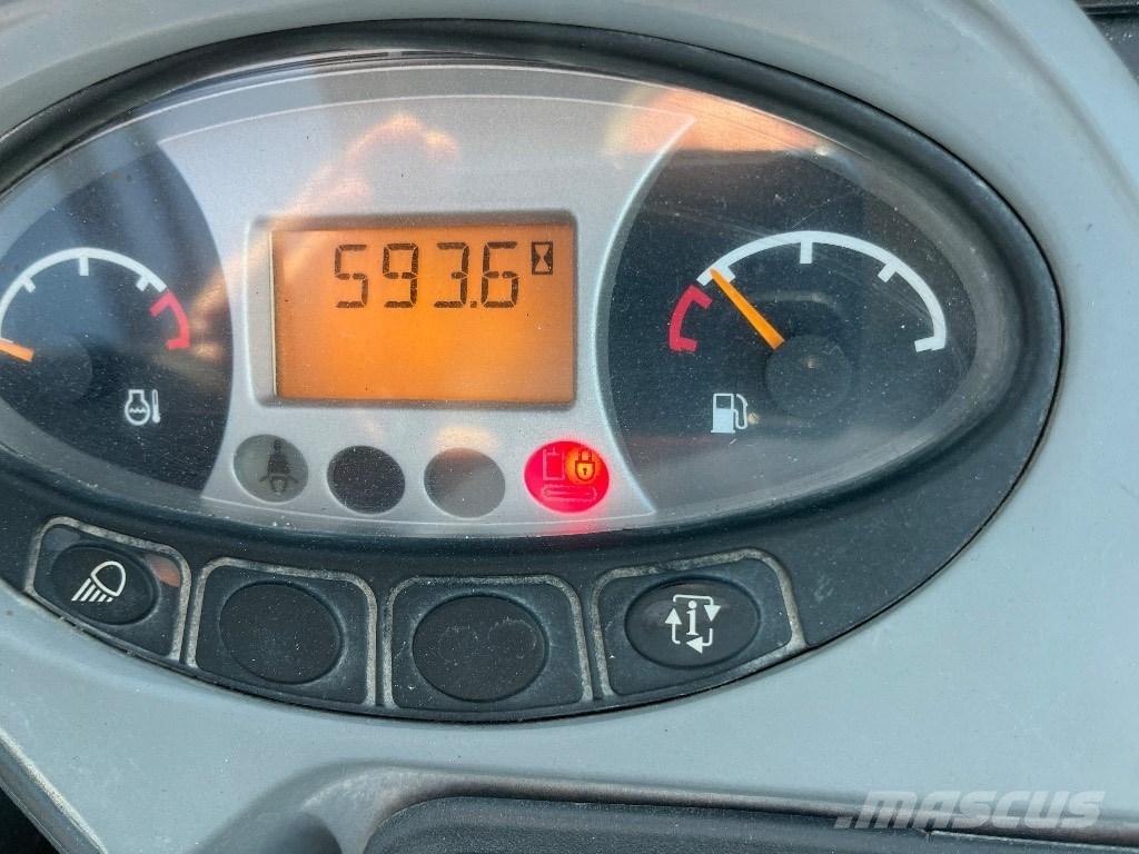 Doosan DX 19 حفارات صغيرة أقل من 7 طن (حفارات صغيرة)