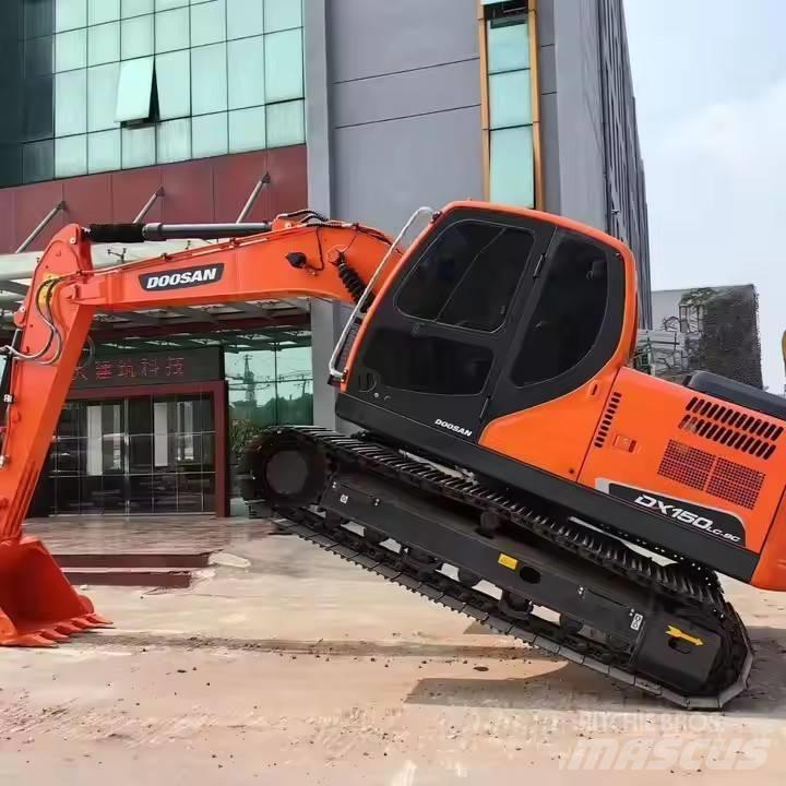 Doosan DX150 حفارات وسط 7 طن - 12 طن