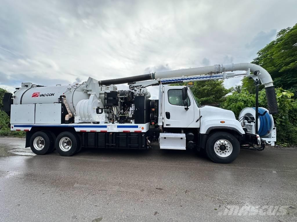 Freightliner 114 SD شاحنات مزدوجة / خلخلة