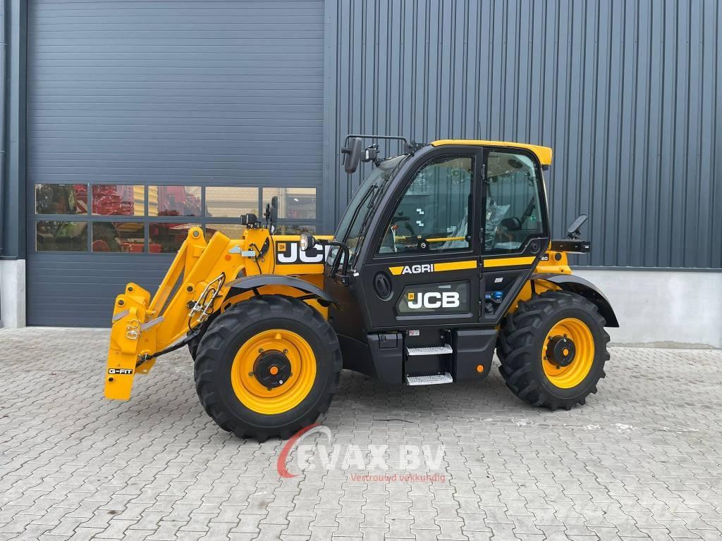 JCB 532-60 معدات مناولة لأغراض الزراعة