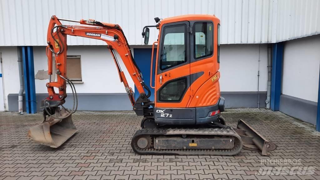 Doosan DX 27 Z حفارات صغيرة أقل من 7 طن (حفارات صغيرة)