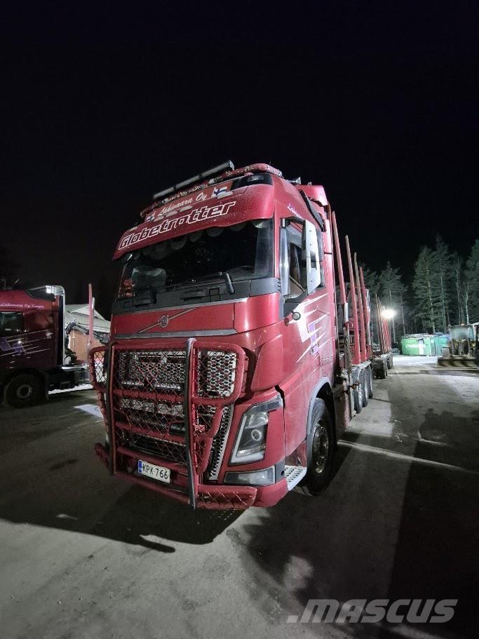 Volvo FH16 750 8x4 شاحنات أشجار