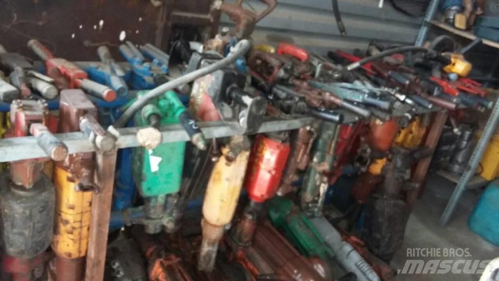 Atlas Copco TEX 250 مطارق / كسارات