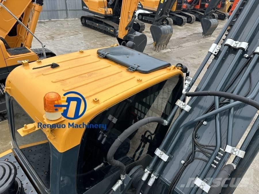 Hyundai R305LC-9T حفارات زحافة