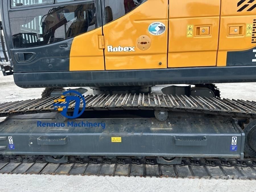 Hyundai R305LC-9T حفارات زحافة