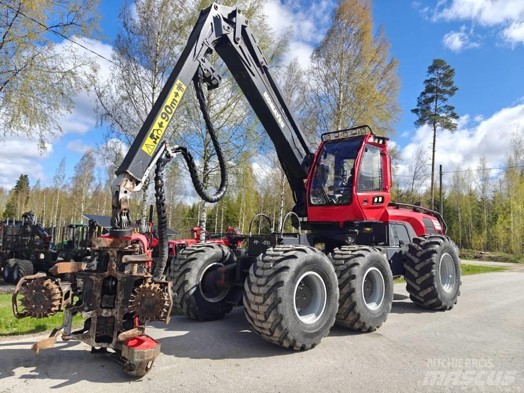 Komatsu 951 حصادات