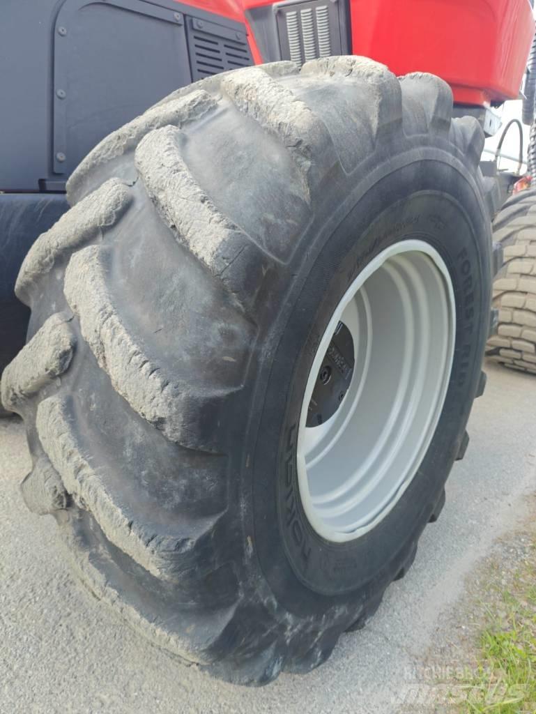 Komatsu 951 حصادات