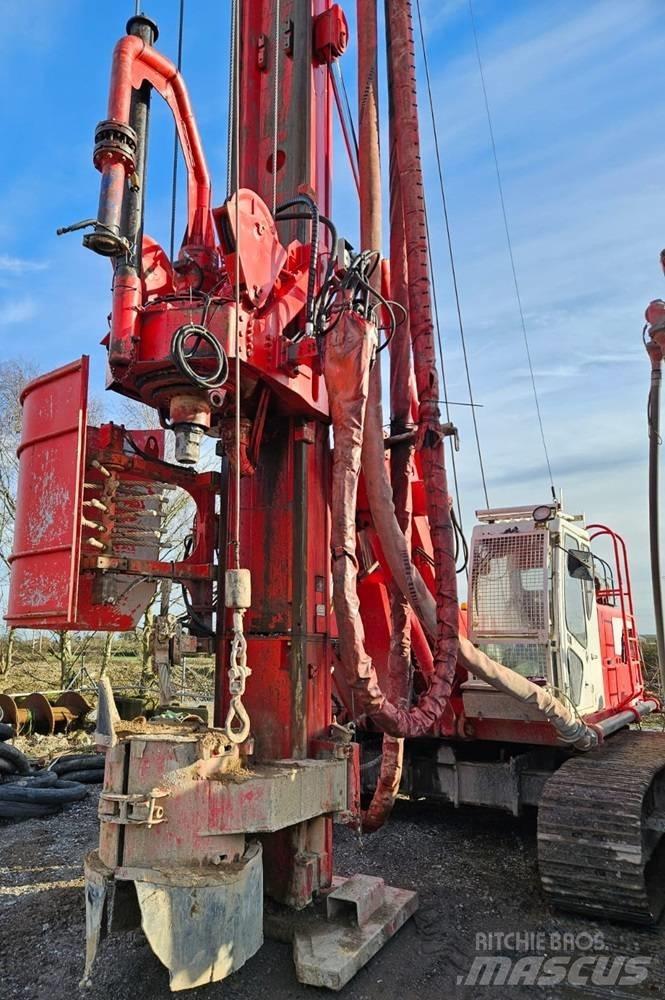 Soilmec R312-200 منصات دق خوازيق