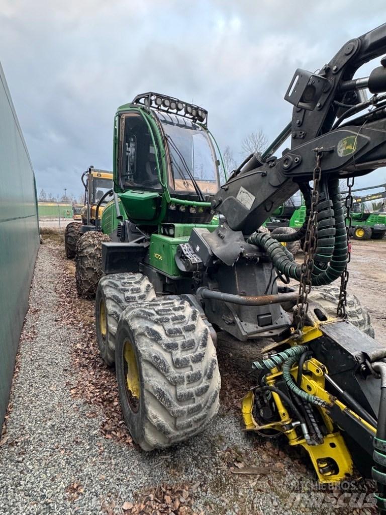 John Deere 1070G حصادات