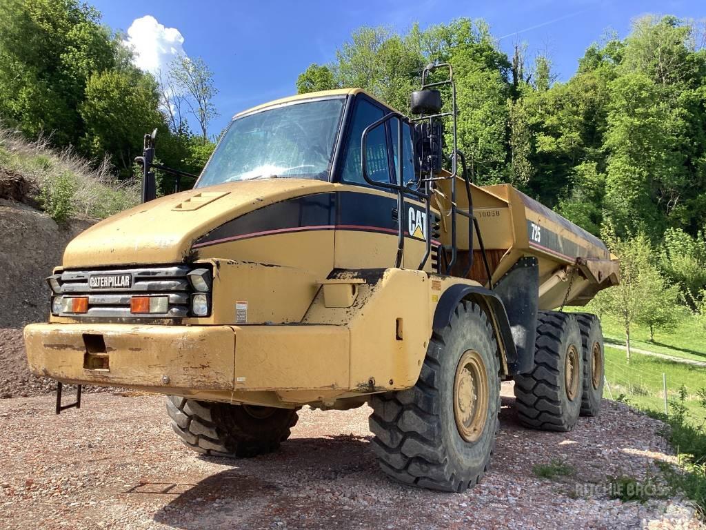 CAT 725 ساحبات مفصلية