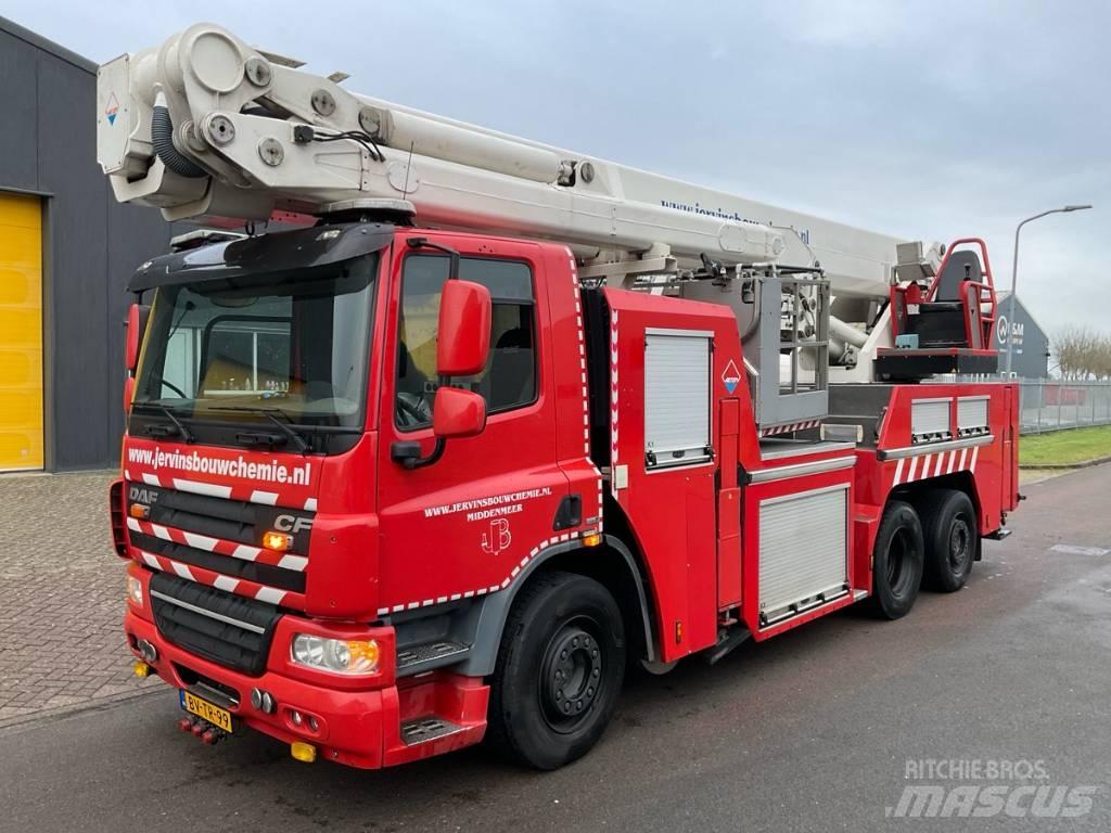 DAF 75 FAN CF المنصات الهوائية المثبتة على شاحنة