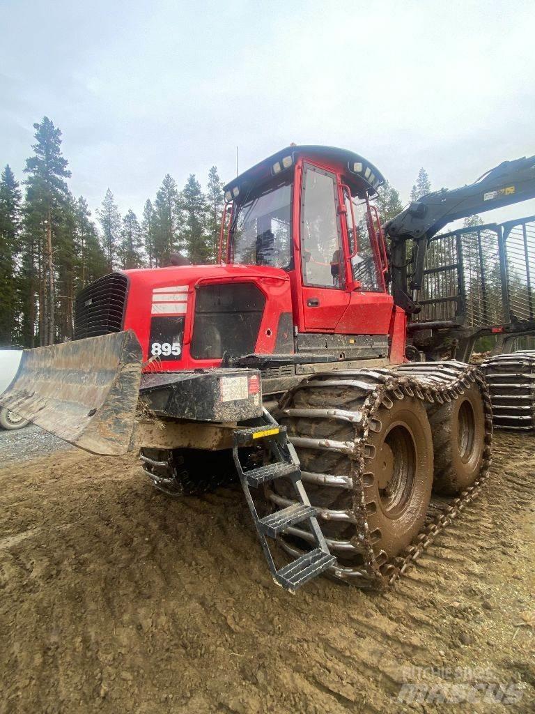 Komatsu 895 شاحنات