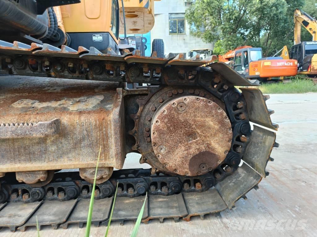 Hyundai R220LC-9 حفارات زحافة