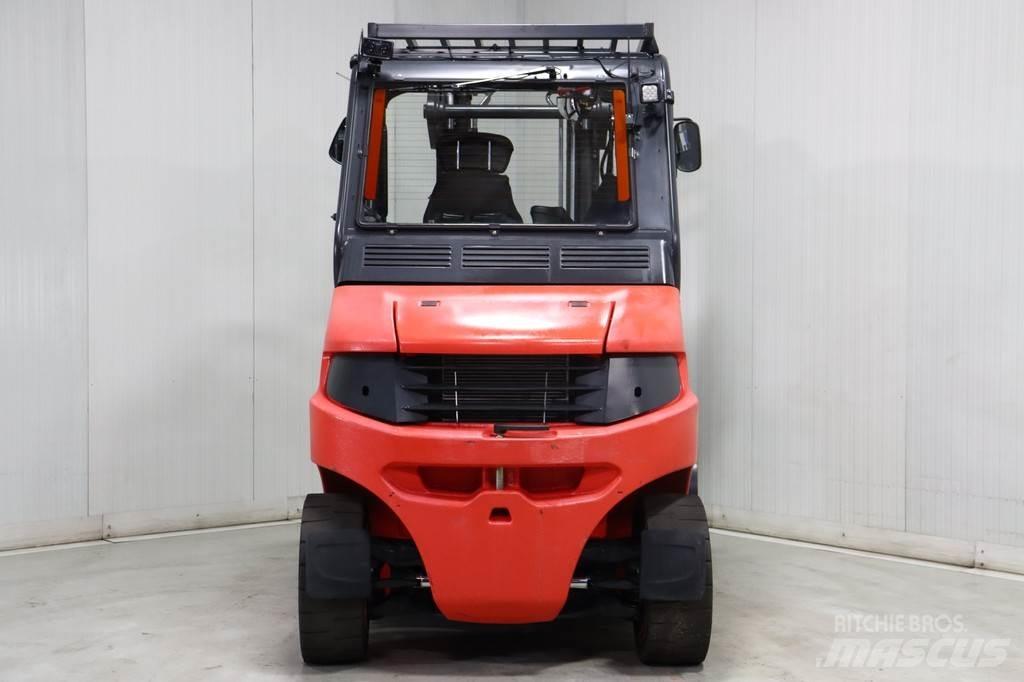 Linde E70-01 شاحنات ذات رافعات شوكية تعمل بالكهرباء