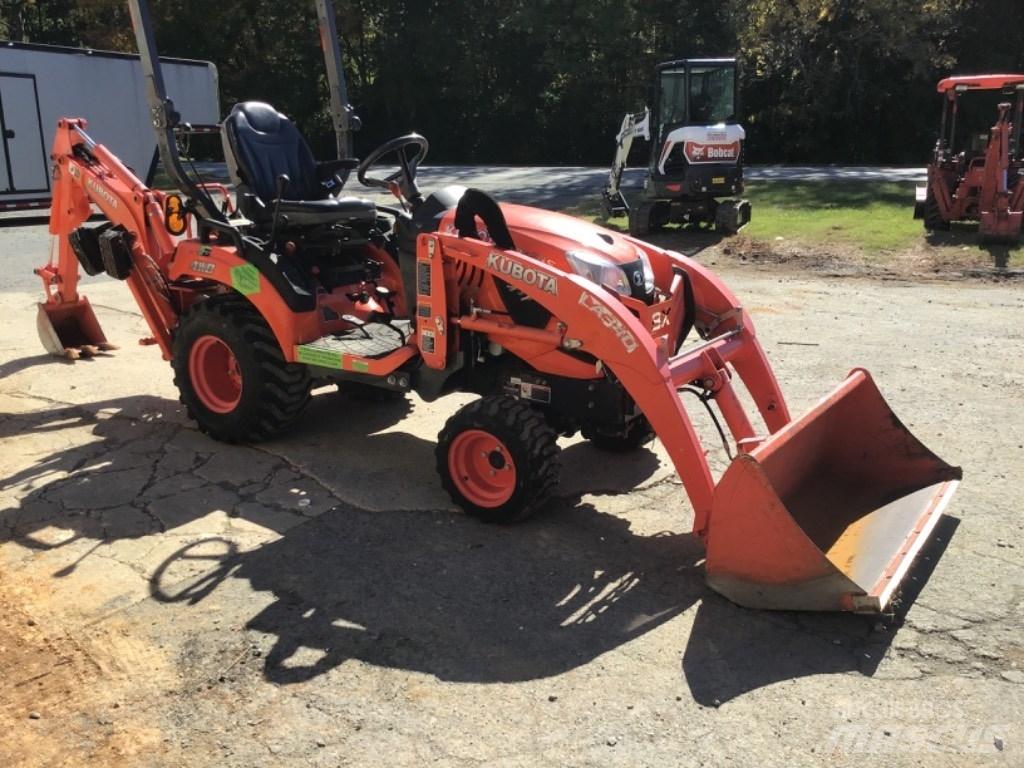 Kubota BX23S لوادر ذات جرافات عكسية