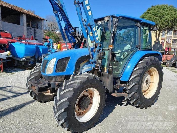 New Holland TL90A الجرارات