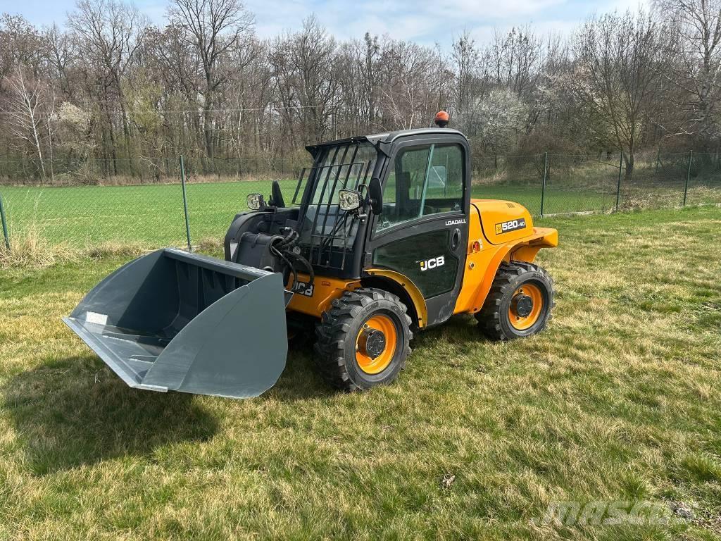 JCB 520-40 مناولات متداخلة
