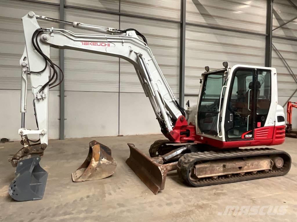 Takeuchi TB 290 حفارات وسط 7 طن - 12 طن