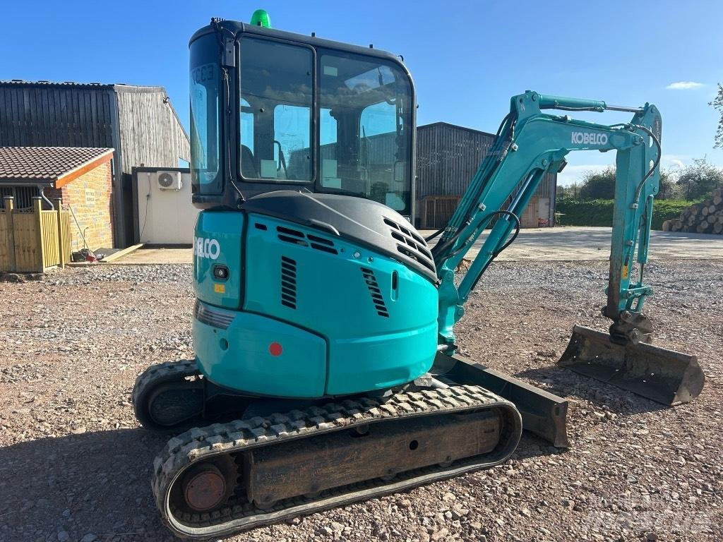 Kobelco SK 28 SR حفارات صغيرة أقل من 7 طن (حفارات صغيرة)