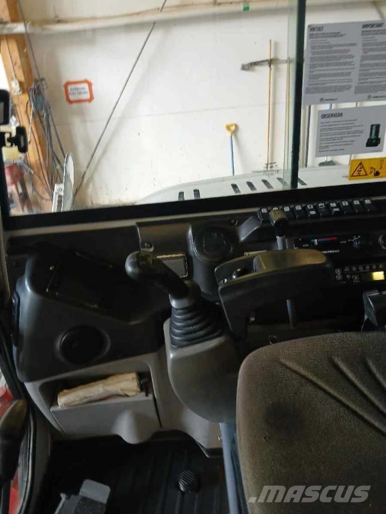 Takeuchi TB 260 حفارات صغيرة أقل من 7 طن (حفارات صغيرة)