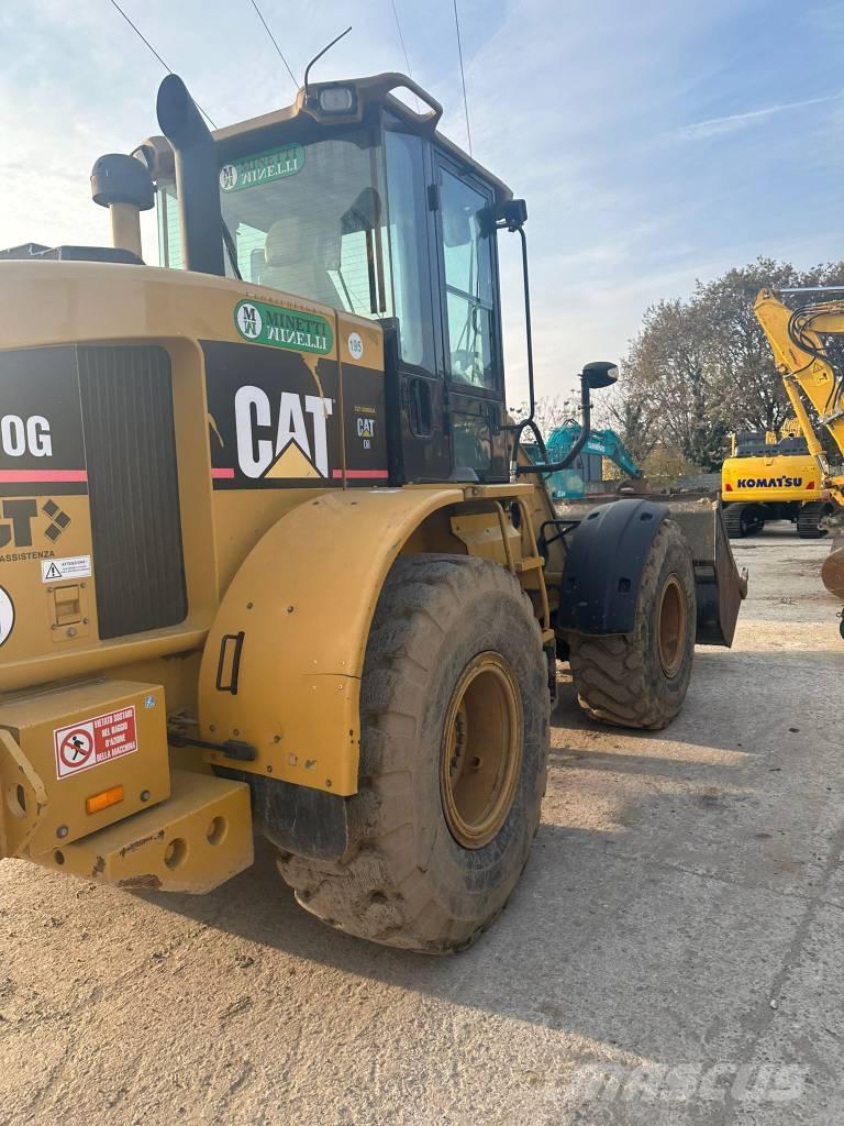 CAT 930 G لوادر بعجل