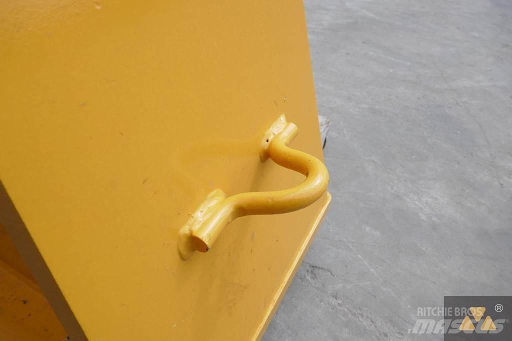 Volvo Push block مكونات أخرى