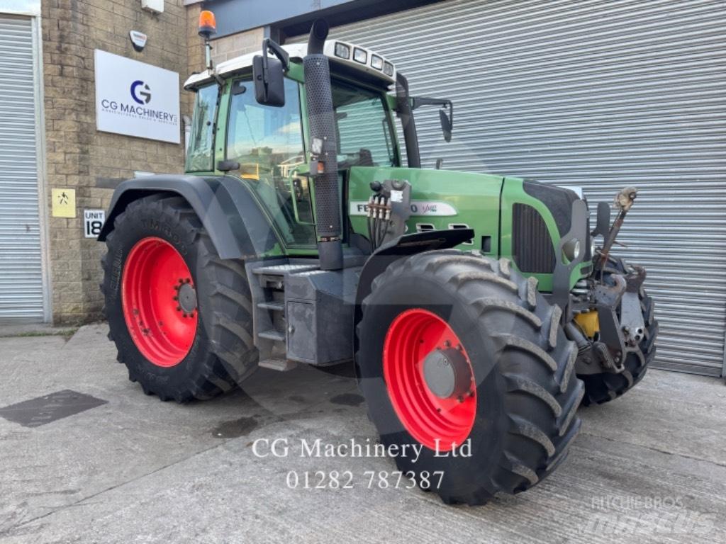Fendt 820 Vario TMS الجرارات