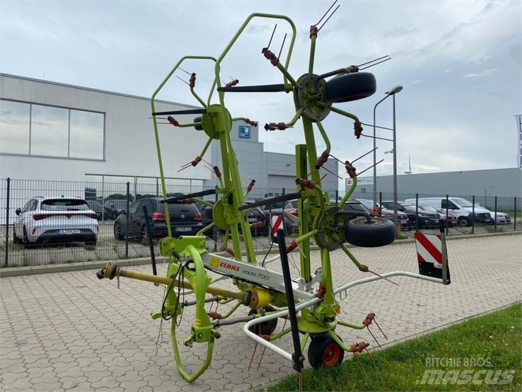 CLAAS VOLTO 700 مكابس وميبسات التبن